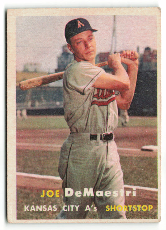 1957 Topps #044 Joe DeMaestri