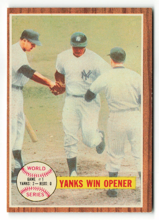 1962 Topps #232 World Series Game 1 - Yanks Win Opener
