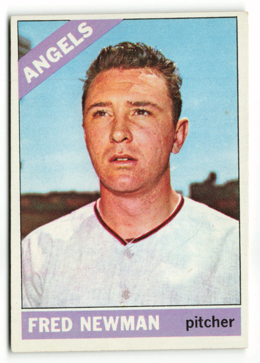1966 Topps #213 Fred Newman
