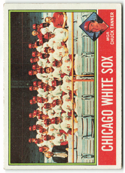 1976 Topps #656 Chicago White Sox / Chuck Tanner - Team Card