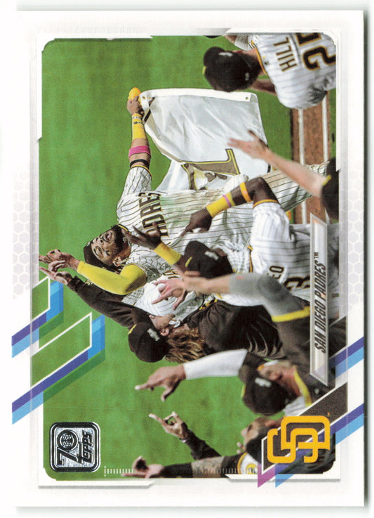 2021 Topps #604 San Diego Padres Team Card